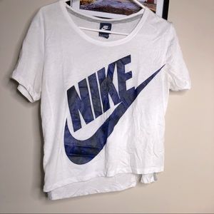 Nike swoosh top t shirt women